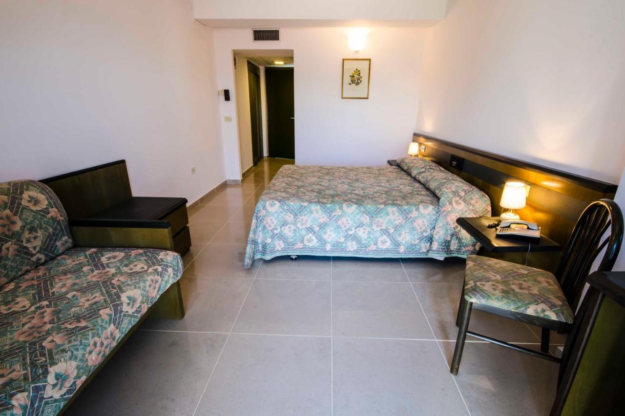 Torre Del Sole Hotel Tarquinia Exterior photo
